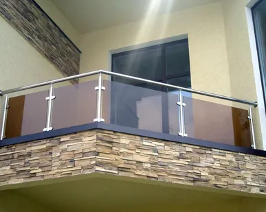 фото Ограждения для балконов и лоджий из нержавеющей стали