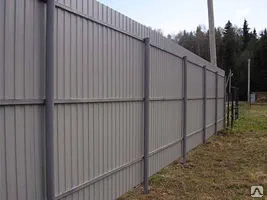 фото Установка забора из профлиста