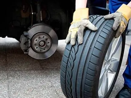 Фото №0 Правка литых дисков R14