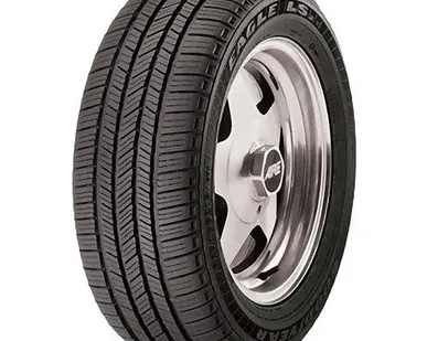 фото Автомобильная шина GOODYEAR