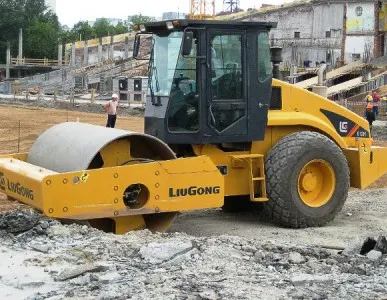 фото Каток на базе DOOSAN DX-500E