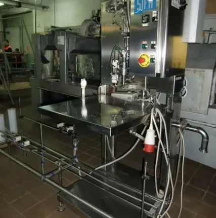 Фото №0 Машина по розливу в пакеты bag in box SIFA (Италия) Б/У в Москве