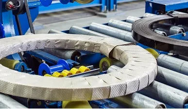 фото Лента стальная высокопрочная упаковочная серии марок UMC