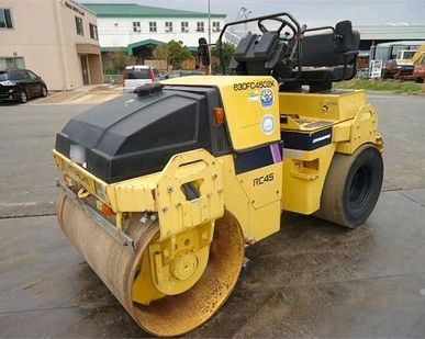 фото Аренда комбинированного катка DYNAPAK HITACHI RC 45-2, 4 т