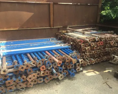 фото Стойки телескопические б/у 3,1 и 3,7