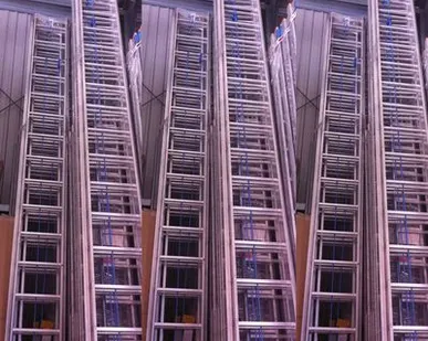 фото Лестница-стремянка 2-х секционная, 2х12 ПРОФИ с тросом