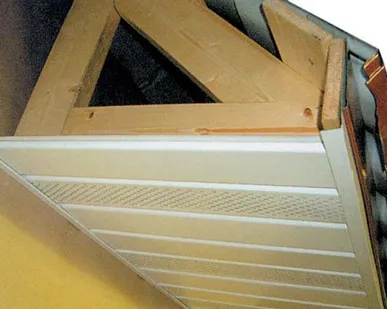 фото Подшив карниза