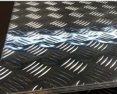 фото Лист алюминиевый рифленый 2,5х1200х3000 мм квинтет АМГ2НР