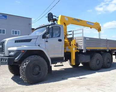 фото УРАЛ NEXT 4320 (Бортовой 5,85 м) c КМУ Soosan 736L2 Top (вер. управление)