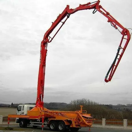 Фото №0 Автобетононасос до 20 метров в аренду почасовой