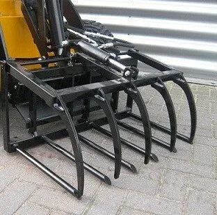 фото Вилы с гидрозахватом для минипоргрузчика МП650