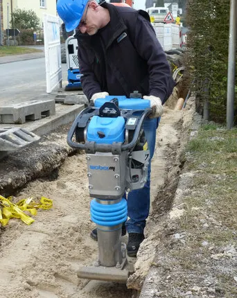 Фото №0 Вибротрамбовка Weber SRV620