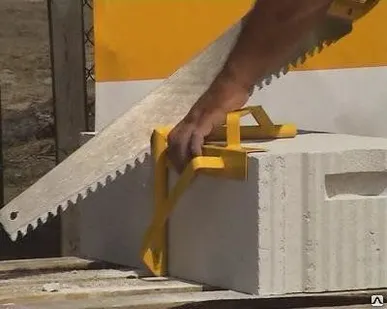 фото Угольник для газобетона и пенобетона 550мм