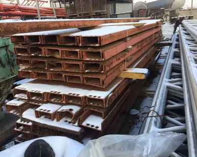 фото ПРОДАМ Б/УШвеллер 24 - 4,7м  Москва 35тр нал 16 тонн