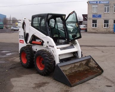 фото Аренда мини-погрузчика Bobcat