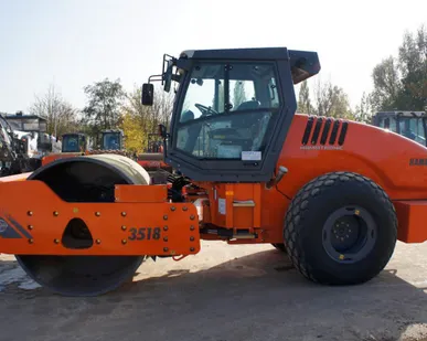 фото Аренда грунтового катка 20 тонн Hamm 3518