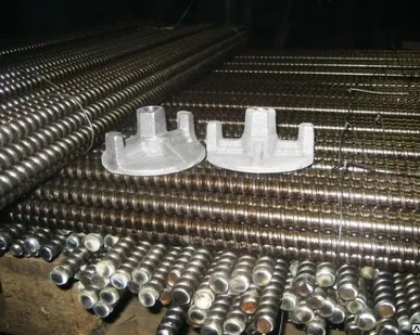 фото Крепеж для опалубки шпильки, гайки, замки клиновые и универсальные