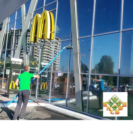 Фото №0 Мойка окон и витрин, фасадов