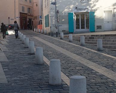 фото Ограждение тротуарное