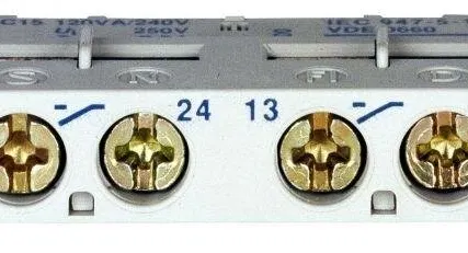 Фото №0 Контакт дополнительный 1НО+1НЗ GVAE фронт. для GV2 SchE GVAE11