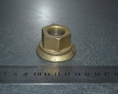 фото Гайка колеса ГАЗ 3302, ЗИЛ 5301 М18х1,5 (ГАЗ) 3302-3101034