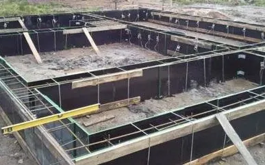 фото Фанера ламинированная для фундамента