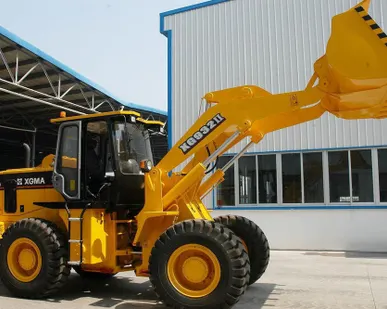 фото Фронтальный погрузчик XGMA XG932