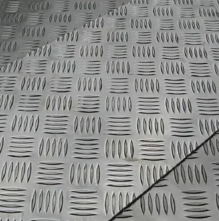 Фото №0 Лист алюминиевый рифленый 1.5х1500х3000 ИМПОРТ