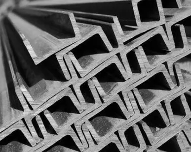 фото Швеллер гнутый 300х80х6 мм ст. 09Г2С ГОСТ 8278-83