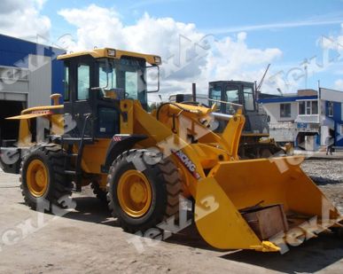 фото Фронтальный погрузчик XCMG LW-300FN