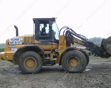 фото Аренда экскаватора-погрузчика JCB 4CX, Иркутск