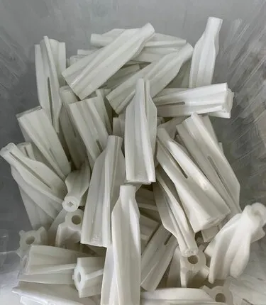 Фото №0 Дюбель для пенобетона