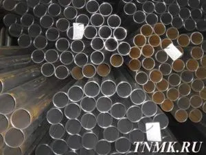 фото Труба оцинкованная 57х4 мм