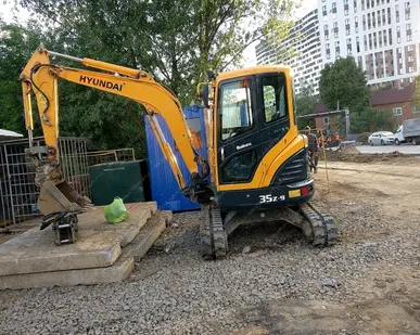 фото Аренда мини-экскаватора Hyundai R35Z-9, Москва