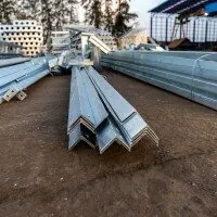 фото Уголок оцинкованный