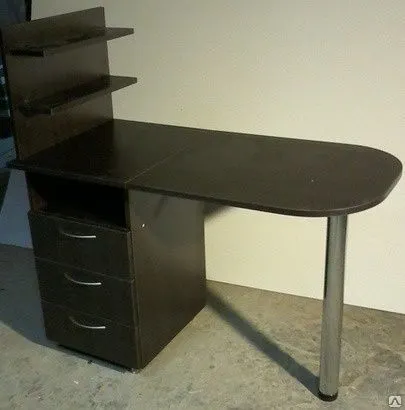 Фото №0 Маникюрный стол