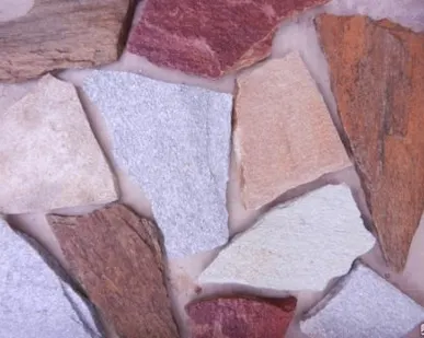 фото Златолит серо-зеленый с блеском.Толщина 1,5- 2,5 см