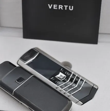 Фото №0 Vertu Signature S Design Black PVD Red Gold Alligator телефон