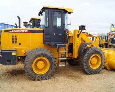 фото Аренда погрузчика с водителем