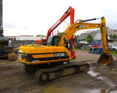 фото Нанять экскаватор JCB 220