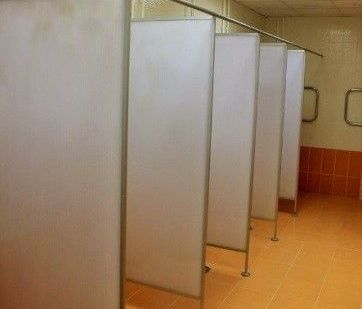фото Душевая перегородка с дверью