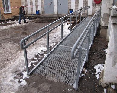 фото Пандусы. Пандусы металлические.