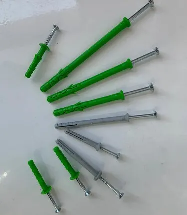 Фото №0 Дюбель-гвозди