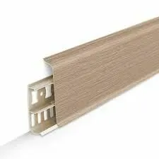 фото Плинтус Дуб северный «Деконика» 85мм