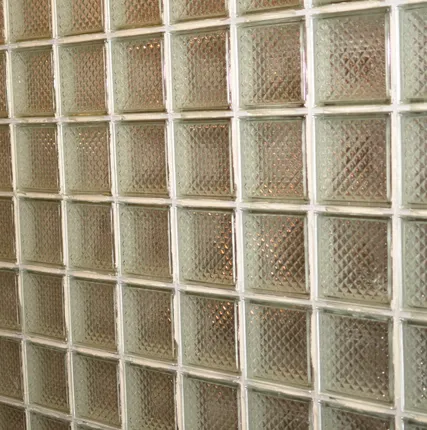 Фото №2 Монтаж стеклоблоков от дистрибьютора стеклоблоков Seves