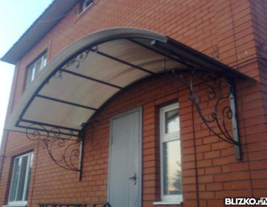 фото Изготовление и монтаж козырька
