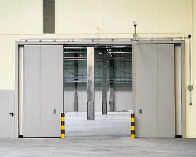 фото Противопожарные Встречные откатные ворота Fire Marc-R