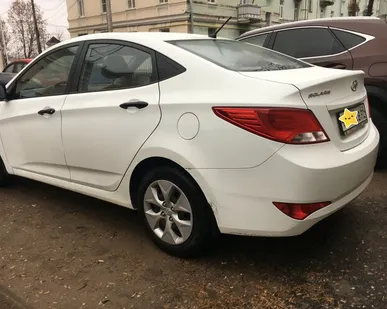 фото Hyundai Solaris 1.4 MT