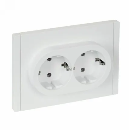 Фото №0 FORTE&PIANO Розетка 2-местная с заземлением без защитных шторок безвинтовое крепление 16А FP224 белый IEK