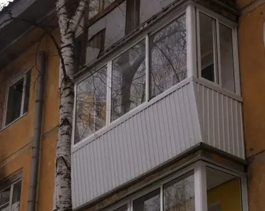 фото Остеклить балкон алюминиевый